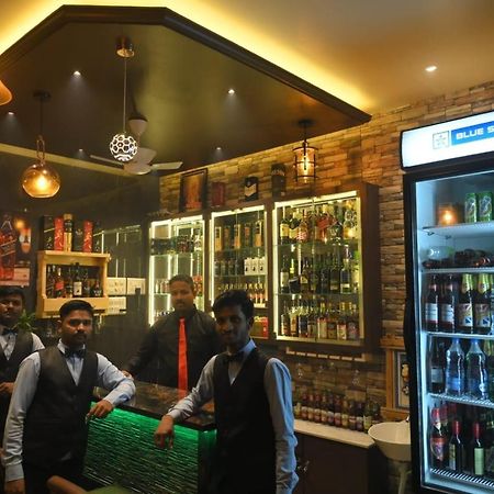 Hotel Surya Grande Kudal  Buitenkant foto