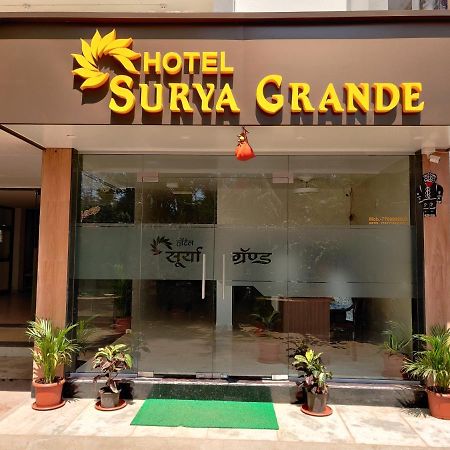 Hotel Surya Grande Kudal  Buitenkant foto