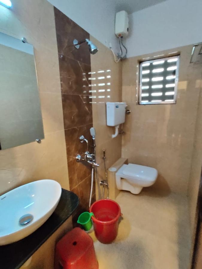 Hotel Surya Grande Kudal  Buitenkant foto