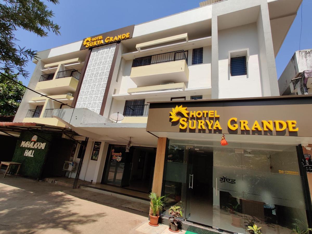 Hotel Surya Grande Kudal  Buitenkant foto